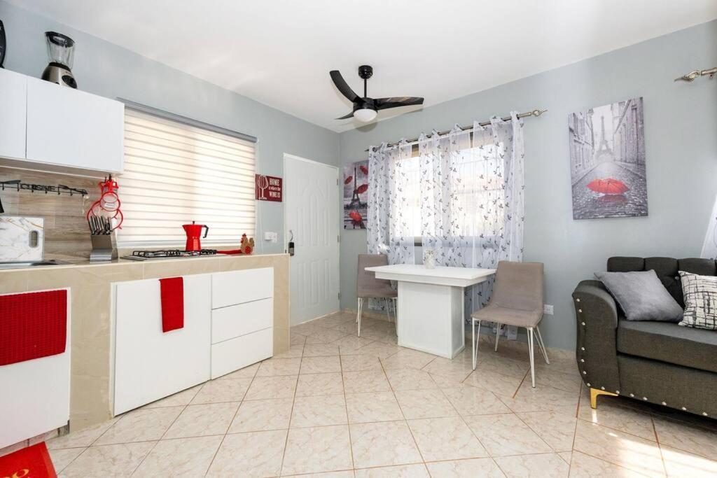 Hermosa Suites #1 In The Heart Of Punta Cana Exterior foto